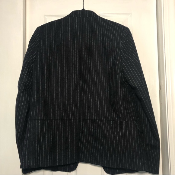 H&M Pinstripe Cutaway Collar Wool Blend Blazer Navy Grey 10 - Picture 6 of 6